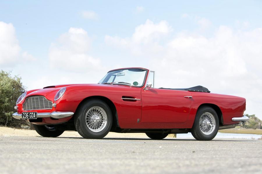  Aston Martin DB5 Convertible 1963 года  (фото 2 из 37)
